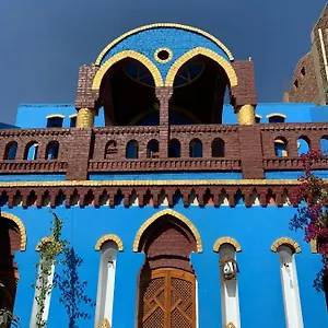 Golden Palace Garden Louxor